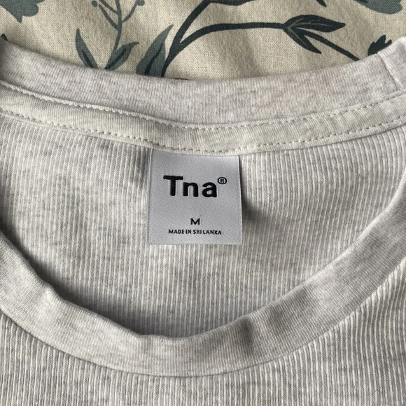 Tna Ribbed Cropped T-shirt - Picture 2 of 3